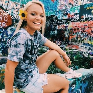 Meet your Posher, Taylor